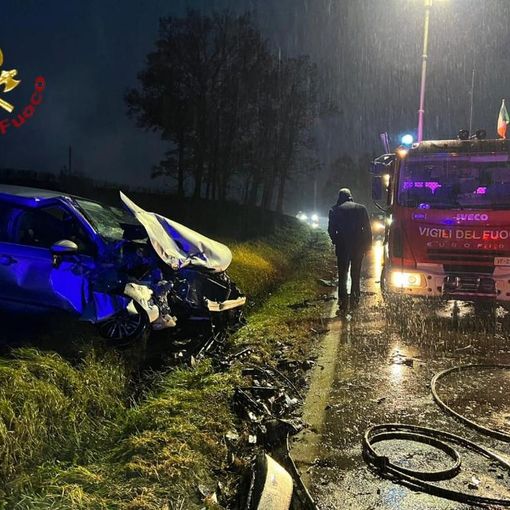 Bambino di un anno in codice rosso a causa di un incidente stradale a Nizza Monferrato (FOTO)