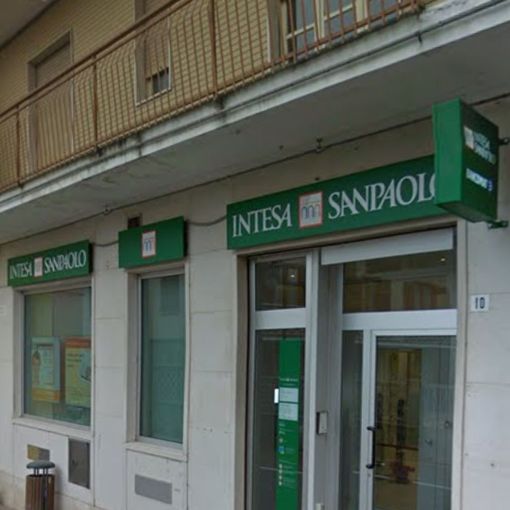 A Valfenera chiude lo sportello di Intesa San Paolo. I correntisti non avrebbero ricevuto comunicazione