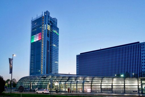 Intesa Sanpaolo, al via il programma di alta formazione per le imprese: si comincia dalla Business amdministration