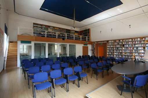 Tra lingue, cultura e attualità: all'Istituto Vittoria di Torino un ciclo di incontri per comprendere la pandemia [VIDEO]