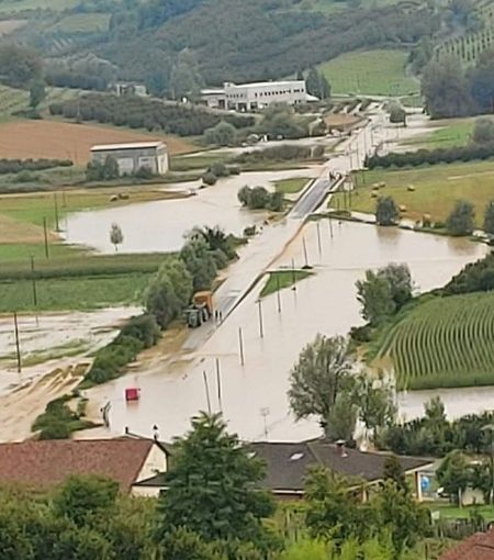 Allagamenti a Lavezzole (frazione di San Damiano) Foto Andrea Dati Meteo Asti