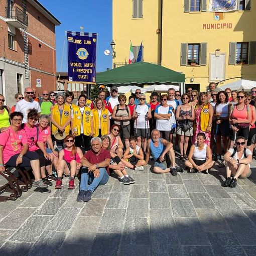 Oggi a Monale Festa delle Rose con i Lions Villanova e Storici Artisti e Presepisti d'Asti [FOTO E VIDEO]