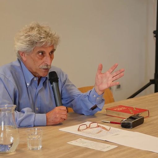 Marco Scavino, durante una lezione