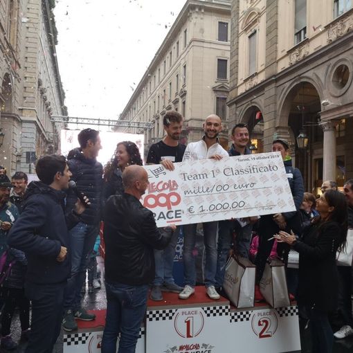 Vittoria bis per la Finale 2019 di Molecola Coop Race, i Ciuchini smilzi si confermano Campioni della Spesa in via Roma a Torino