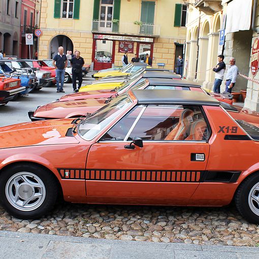 A Moncalvo una giornata dedicata all'automobilismo d'epoca con il raduno delle Fiat X1/9