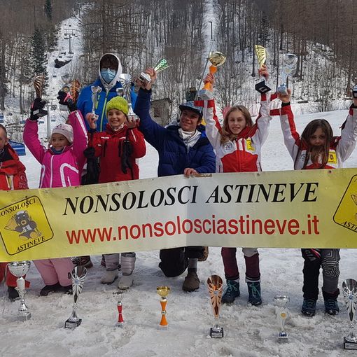 Sci, pioggia di medaglie per il racing team 'Nonsolosci' di Asti al Grand Prix Neve 2021