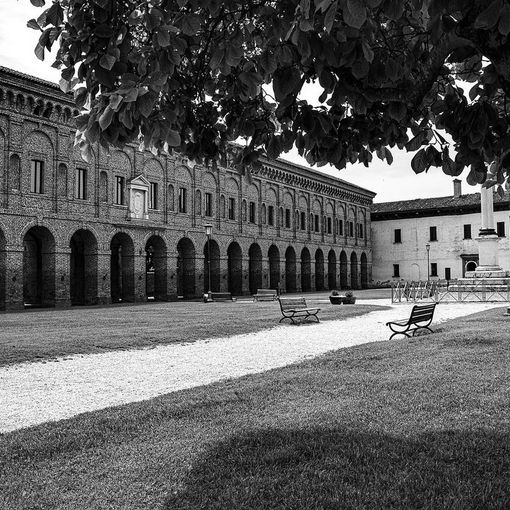 Tutti i servizi che puoi richiedere alle onoranze funebri Mantova