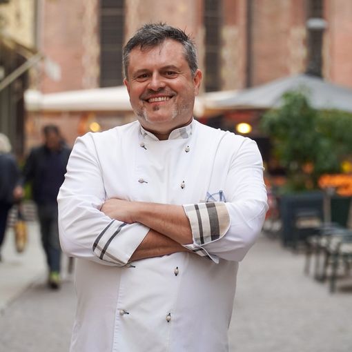 Storia di uno chef e dei piatti di Casa Savoia: arriva in libreria &quot;Le ricette che non mi hai scritto&quot;