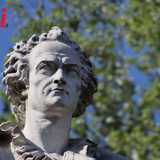 Giovedì al Fuoriluogo &quot;APRIamo il quiz: Conosci Vittorio Alfieri?&quot;