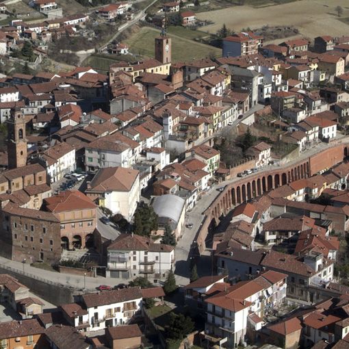 Arrivata a Montechiaro d'Asti la prima famiglia di ucraini, Yevhen e Svitlana con i loro bambini