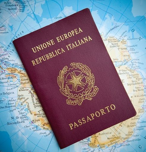 La Questura di Asti avvia la procedura online per i passaporti urgenti