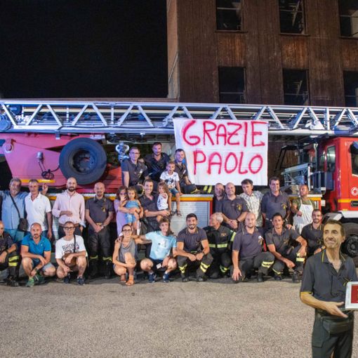 Vigili del fuoco di Asti, in pensione, dopo 38 anni, il capo reparto Paolo Tinelli
