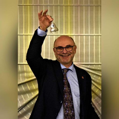 Il dottor Testore ritratto in un'immagine tratta dal sito dell'associazione Astro