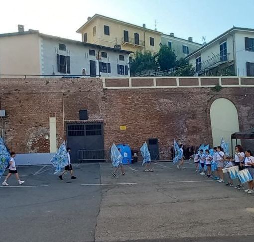 Musici e sbandieratori del Comitato Palio di Montechiaro d'Asti