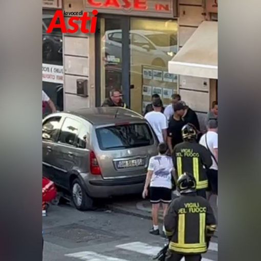 Alcune immagini della violenta rissa di ieri pomeriggio