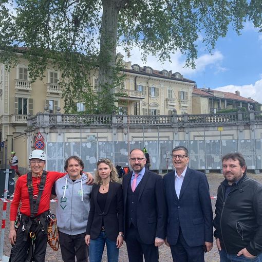Successo per l'iniziativa &quot;Sopra e sotto il platano di Alfieri&quot;