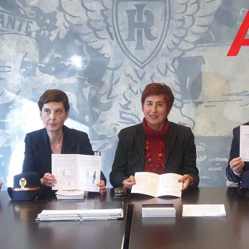 Una nuova pubblicazione aiuta le donne a difendersi dalle aggressioni