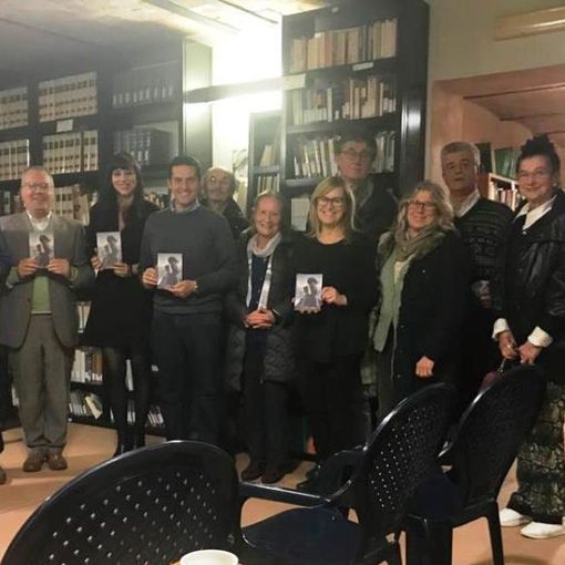 Gli autori locali si presentano a Castelnuovo Belbo. Sabato 7 dicembre è stato il momento di Manola Aramini