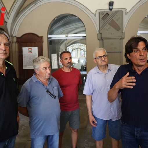 L'assessore Bovino durante una protesta di qualche mese fa