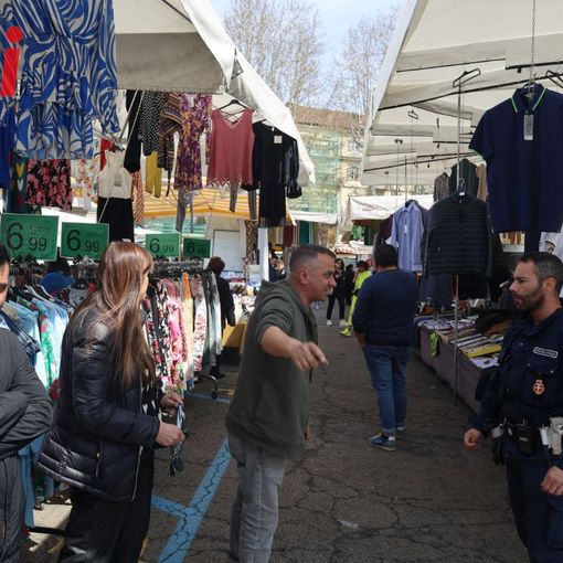 Foto d'archivio di una precedente manifestazione di proteste al mercato di Asti