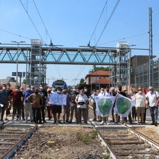 Ad Alba il sit-in per la riattivazione del collegamento ferroviario con Asti