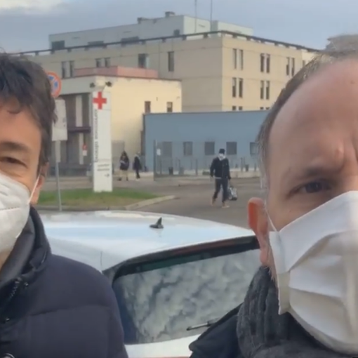 Maurizio Rasero e Giovanni Messori Ioli, fuori dall'ospedale Cardinal Massaia