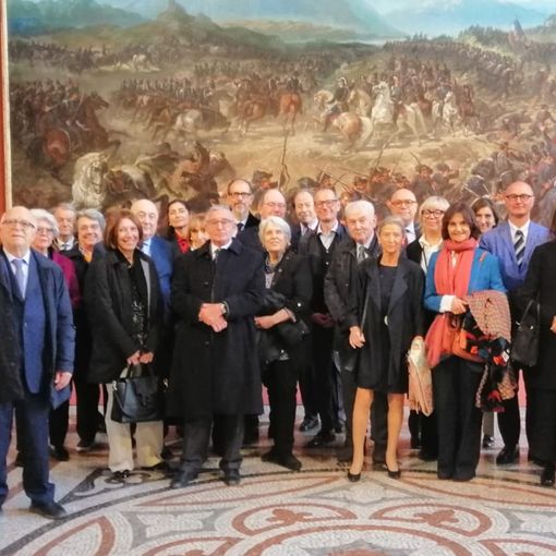Il gruppo dei rotariani astigiani all’interno di Palazzo Carignano