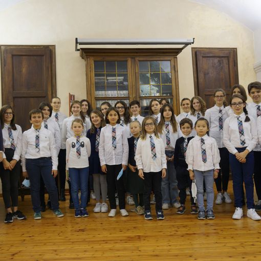 Il coro delle voci bianche dell'istituto di musica Verdi di Asti con l'orchestra sinfonica Rai in 'Beatrice'