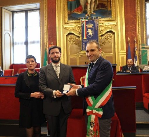 Alcune immagini della cerimonia che si è svolta ieri in municipio a Torino