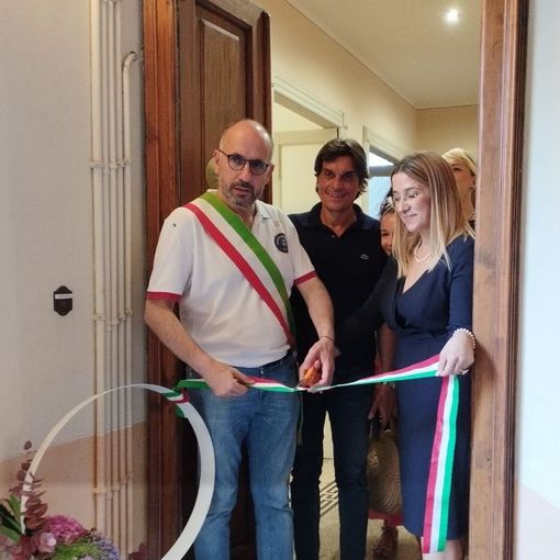 Taglio del nastro per la residenza d'epoca &quot;Donna Elena&quot;