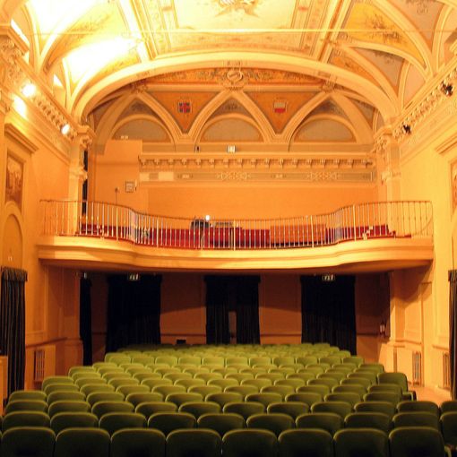 Il teatro degli Acerbi continua a lavorare sulla futura programmazione in attesa di recuperare gli spettacoli sospesi
