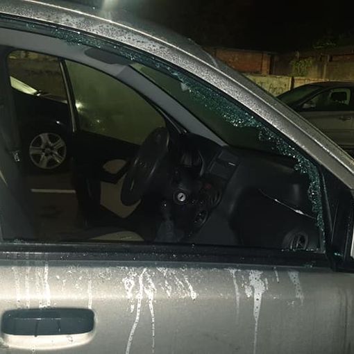 Nuovi atti vandalici, ancora presi di mira i finestrini, diverse le auto con i vetri infranti in corso Pietro Chiesa [FOTO]