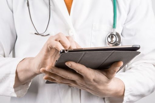 Coronavirus Piemonte, c'è l'accordo tra Regione e Pediatri: triage telefonico anche nel weekend