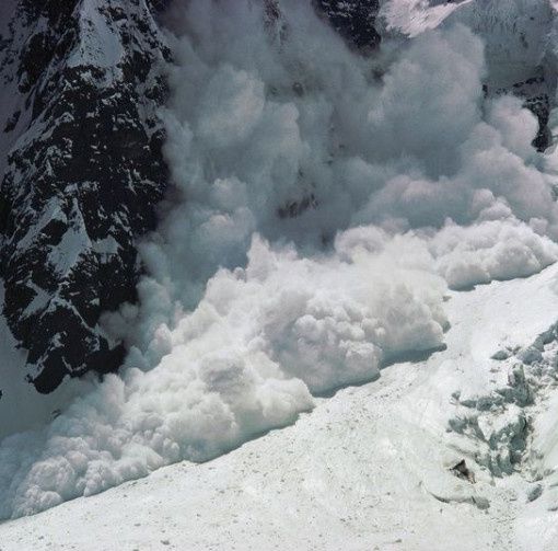Era di origini astigiane lo scialpinista travolto e ucciso oggi da una valanga in Valle d'Aosta