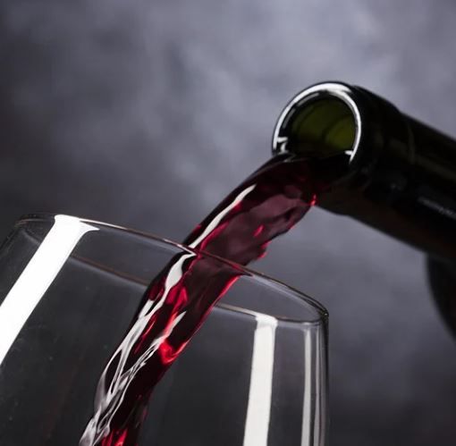 Immagine d'archivio vino rosso