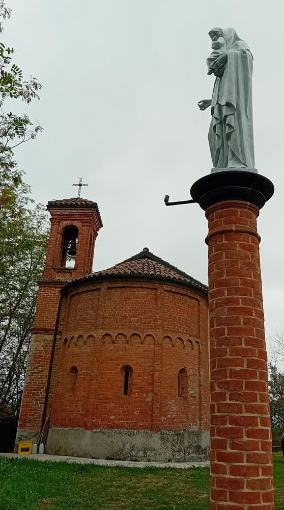 Castelnuovo Belbo: restaurata la Madonnina di San Biagio