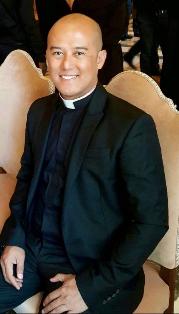 Padre Benjie Calangi sabato sarà ordinato sacerdote Padre Benjie Calangi sabato sarà ordinato sacerdote