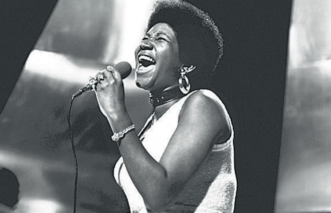 1969, Aretha Franklin canta "Respect" con la Royal Philharmonic Orchestra