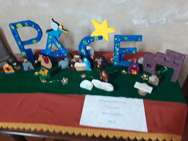 Ad Antignano si chiude la mostra dei presepi, un successo di solidarietà