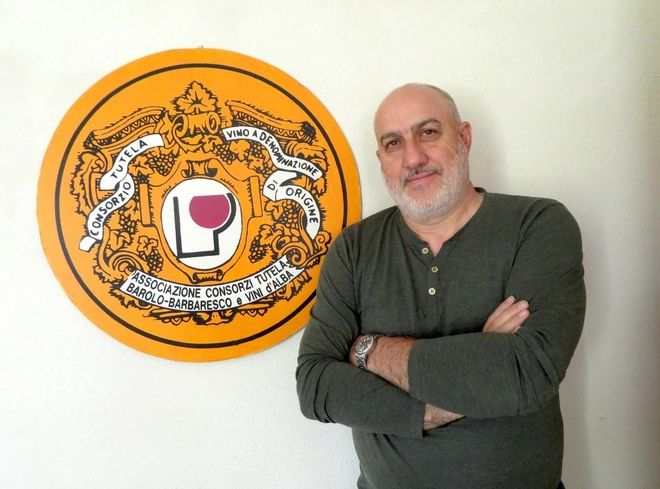 Caporalato nei vigneti, Germano: “Fuori dal Consorzio Barolo Barbaresco chi sfrutta i lavoratori” [VIDEO]