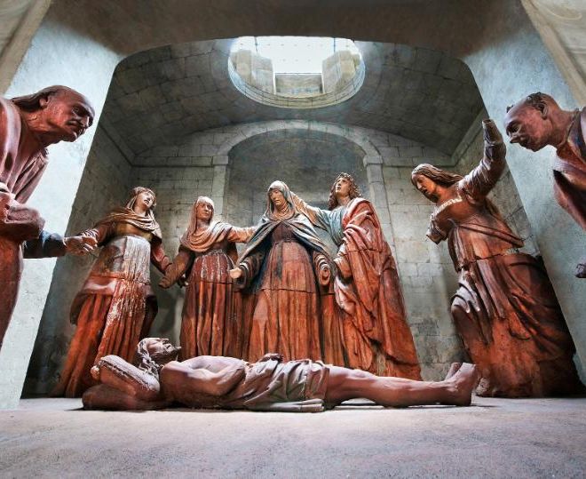 Il Compianto sul Cristo morto fotografato da Enzo Isaia