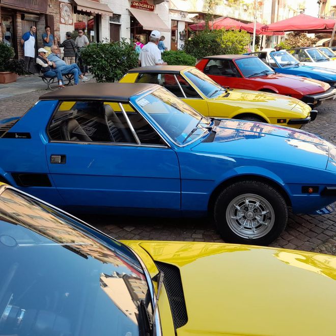 Pubblico ed emozioni a Moncalvo per il Raduno delle X1/9