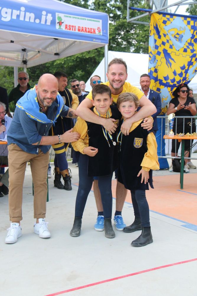 Volano alte le bandiere della solidarietà al torneo "C'era una volta" [FOTO]