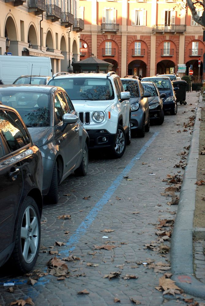 Gli stalli blu cittadini sono a norma?