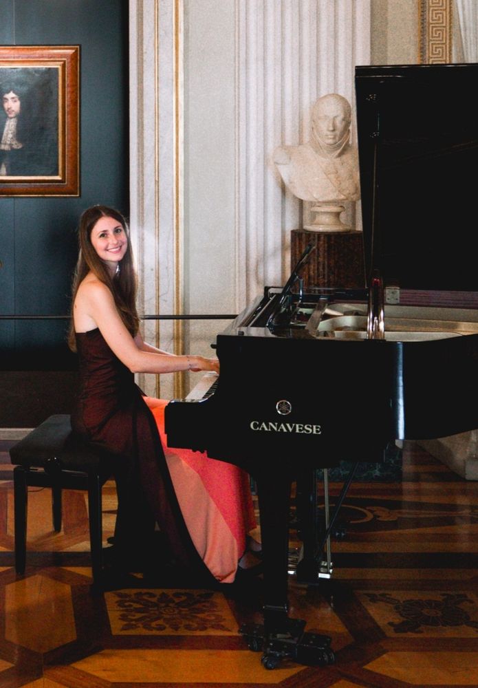 Clarissa Carafa incanta con Fauré e Ravel: la magia del pianoforte all’Archivio Storico