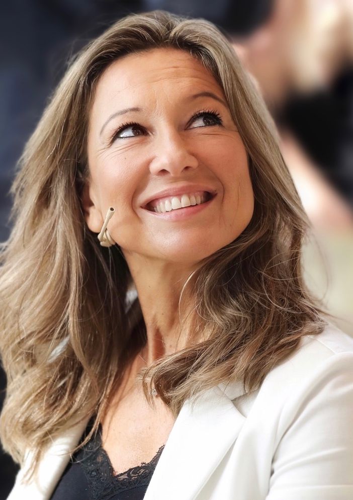 Disponibile su Amazon “Quando potevamo ballare per Strada” Il nuovo libro di Patrizia La Daga
