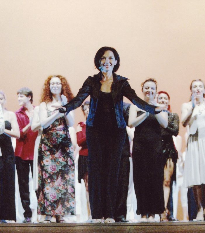 Il Teatro Astra di Torino sold out per Adriana Cava: &quot;La danza: la mia vita&quot;. Un viaggio nel tempo attraverso la carriera della coreografa torinese