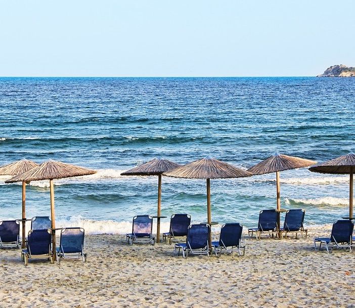 Vacanze sempre più care, i lettini al mare salgono di prezzo