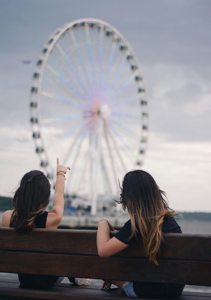 LuxeLive.net: Your Gateway to Elite Escort Experiences