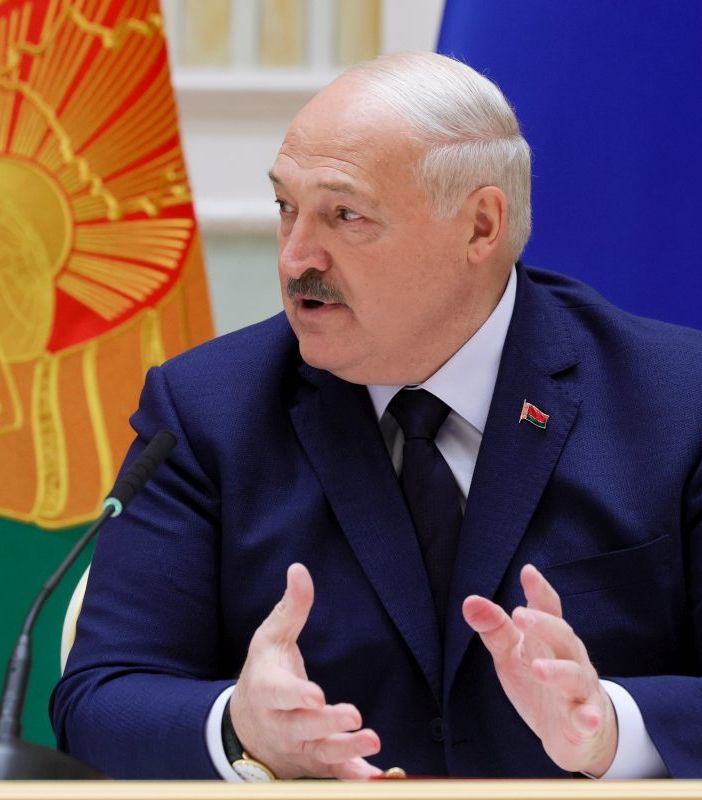 Bielorussia, Lukashenko rieletto presidente per il settimo mandato